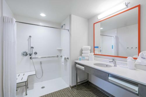 Hampton Inn By Hilton & Suites Glenarden/Washington DC