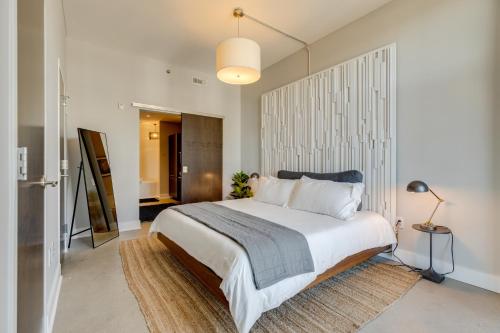 Amazing 2 Bd 4th floor condo with spectacular views - image 7