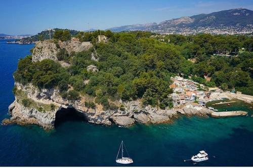 Villa accueillante et familiale - Location saisonnière - La Garde