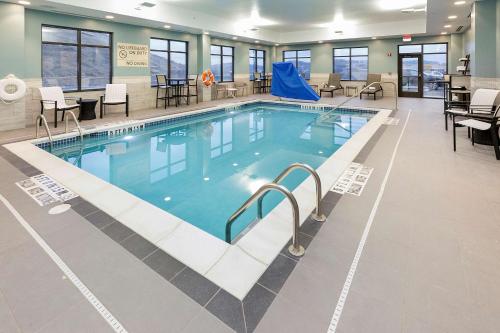Hampton Inn & Suites Morgantown / University Town Centre in Morgantown, USA