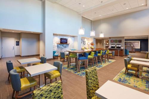 Hampton Inn By Hilton & Suites Sacramento at CSUS