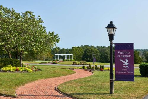 Photo - Virginia Crossings Hotel, Tapestry Collection by Hilton