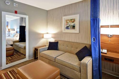 Home2 Suites by Hilton Atlanta Norcross - image 11