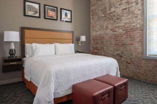 Hampton Inn Petaluma Ca - image 9