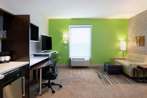 Home2 Suites by Hilton Indianapolis Greenwood