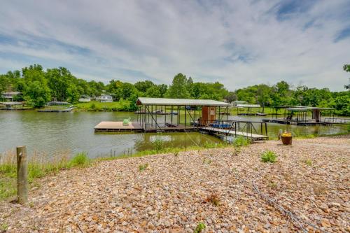 Lazy RS Lakehouse with Private Hot Tub and Boat Dock