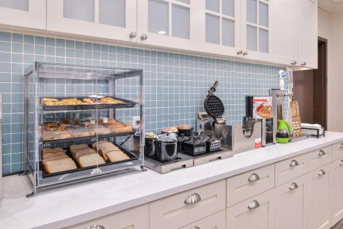 Homewood Suites Des Moines Airport - image 2