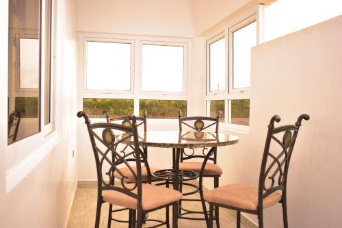バルコニー/テラス, Casa Nadreya Furnished Home Nakuru in ナクル