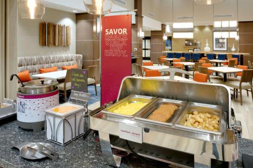 Hampton Inn & Suites Rexburg - image 13