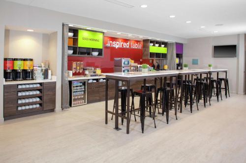 Home2 Suites by Hilton Bloomington - image 7