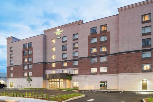 Homewood Suites By Hilton Ottawa Airport