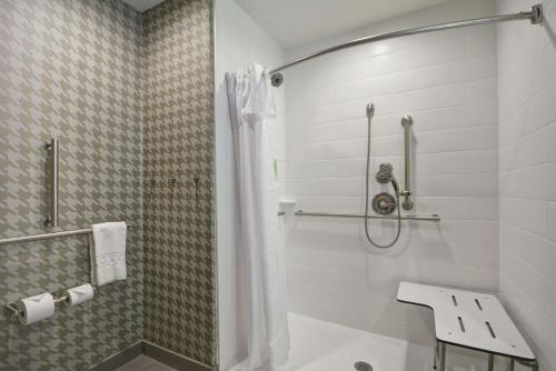 Home2 Suites By Hilton Texas City Houston - image 7