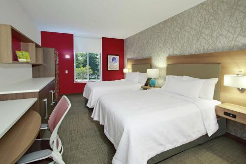 Home2 Suites by Hilton Mobile I-65 Government Blvd Room Type - Queen Studio with Two Queen Beds - Mobility Access/Non-Smoking Home2 Suites by Hilton Mobile I-65 Government Blvd Room Type - Queen Studio with Two Queen Beds - Mobility Access/Non-Smoking