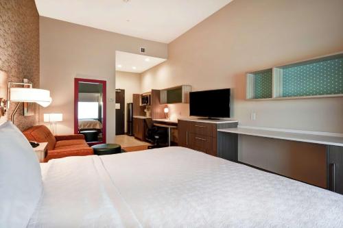 Home2 Suites by Hilton Victorville - image 7