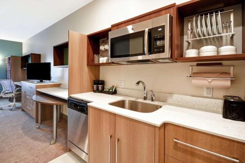 Home2 Suites by Hilton Gilbert - image 12