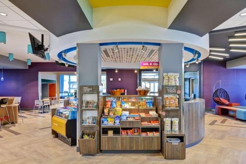 Tru by Hilton Syracuse North Airport Area - image 11