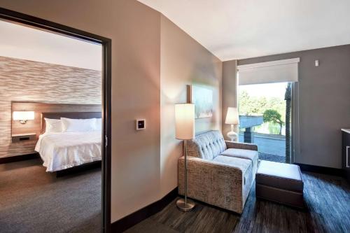 Home2 Suites by Hilton Los Angeles Montebello