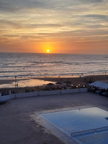 great appart with pool & surf in Aourir