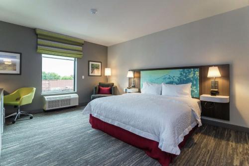 Hampton Inn & Suites - Allen Park - image 11