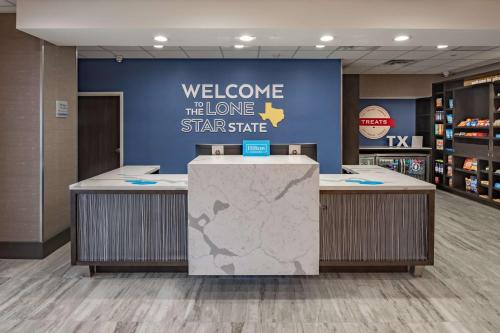 Hampton Inn & Suites Dallas/Plano Central