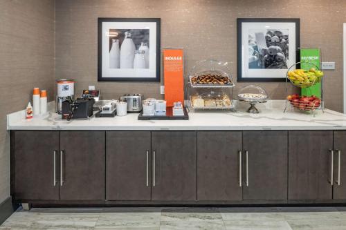 Hampton Inn & Suites Dallas/Plano Central