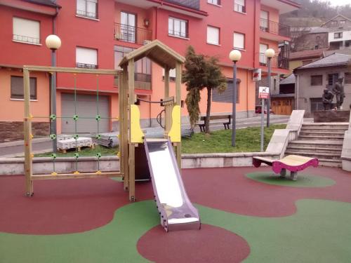 Atracţii în apropiere, Tia Maria in Ponferrada