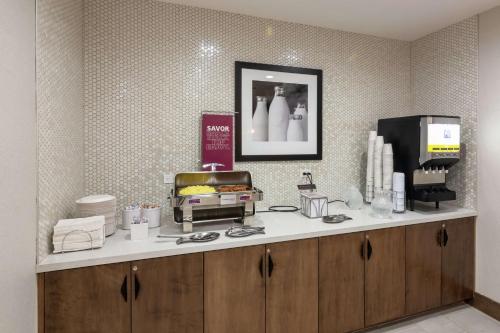 Hampton Inn By Hilton & Suites Dallas East, TX