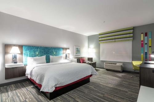 King Room with Sofa Bed room in Hampton by Hilton Dallas East