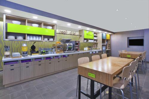 Home2 Suites By Hilton Holland in Holland, USA