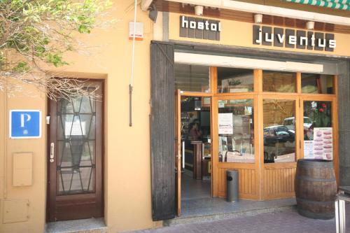 Bejárat, Hostal Juventus in Portbou