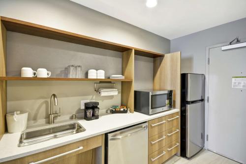 Home2 Suites Plano Legacy West - image 7