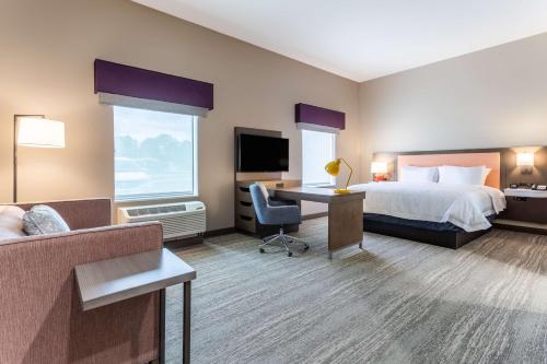 Hampton Inn And Suites Guymon - image 13