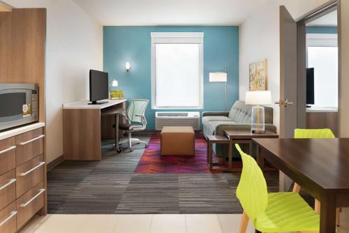 Home2 Suites By Hilton Brooklyn Park Minneapolis