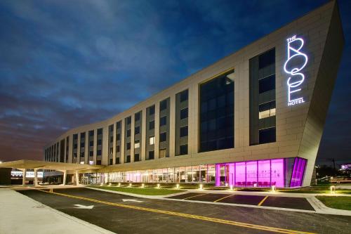 The Rose Chicago, Tapestry Collection By Hilton in Rosemont, Vereinigte Staaten von Amerika