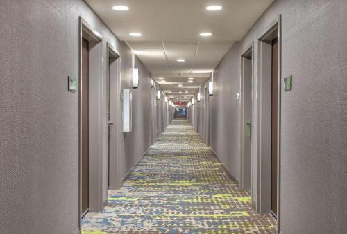 Hampton Inn Simpsonville - image 2