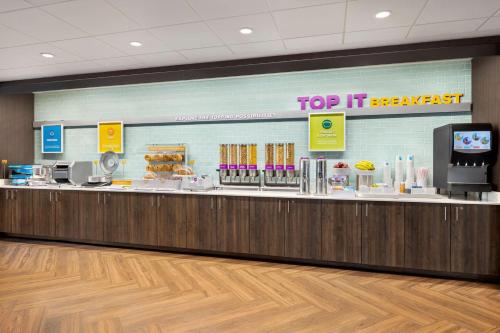 Tru Lawrenceville Atlanta I85 Sugarloaf - image 8