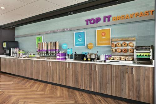 Tru By Hilton Sebring FL - image 2