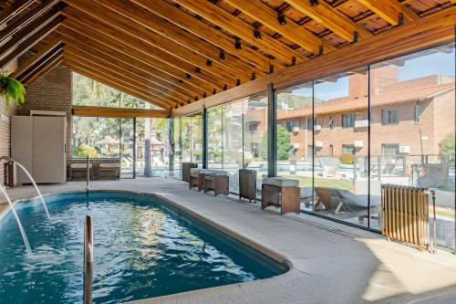 수영장, Riviera Hotel & Spa in 비야 카를로스 파스