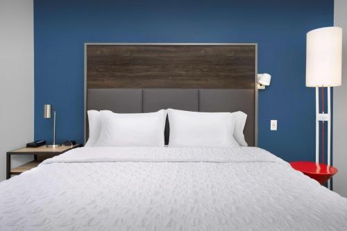 Tru By Hilton Orangeburg - image 35