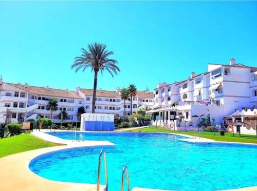 Apartamento en Mijas con Terraza, capacidad para 5 personas con piscina de temporada, Malaga (zdjęcie 8)