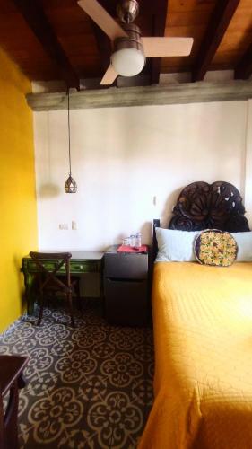 Nunõ Room Type - Double Room with Private Bathroom Nunõ Room Type - Double Room with Private Bathroom