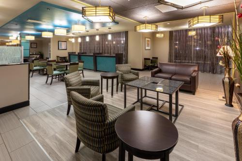 杜蘭特溫德姆拉昆塔套房酒店 (La Quinta Inn & Suites by Wyndham Durant) in 杜蘭特