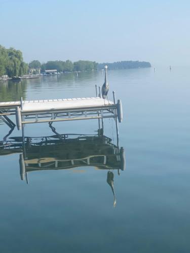 Gilford Beach Apartment in Innisfil (ON)