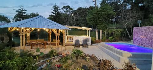 . Suites adosadas para familia en Liguiqui - Manta