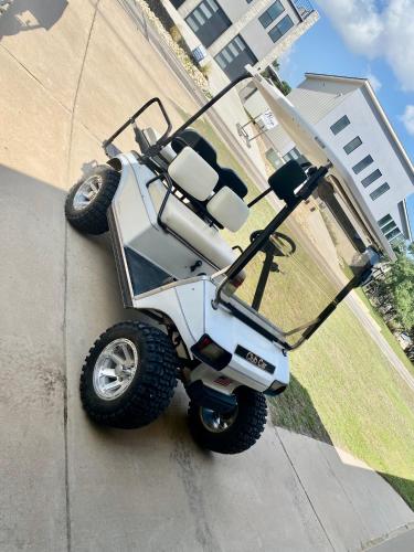 Lakeland Casita in Point Venture Optional Golf cart in Lago Vista, USA