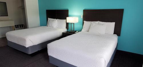 Travelodge by Wyndham Livonia/Canton/Novi Detroit Area - image 9