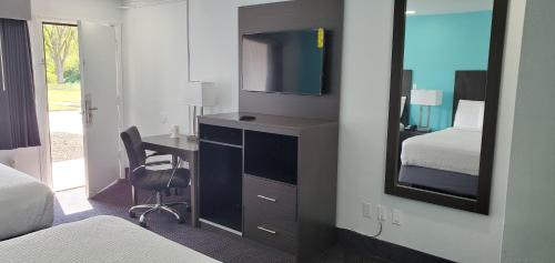Travelodge by Wyndham Livonia/Canton/Novi Detroit Area - 트래블로지 바이 윈덤 리보니아/칸턴/노비 디트로이트 지역 - 편의 시설/서비스