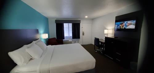 Travelodge by Wyndham Livonia/Canton/Novi Detroit Area - image 6
