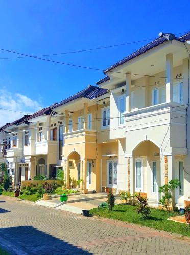 Vila Kusuma Estate Batu Malang