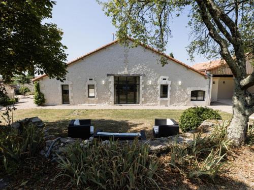 Gîte Saint-Paul-Lizonne, 5 pièces, 10 personnes - FR-1-616-304